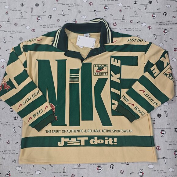 Nike Men's Green Long-Sleeved Shirt - Picture 1 of 7